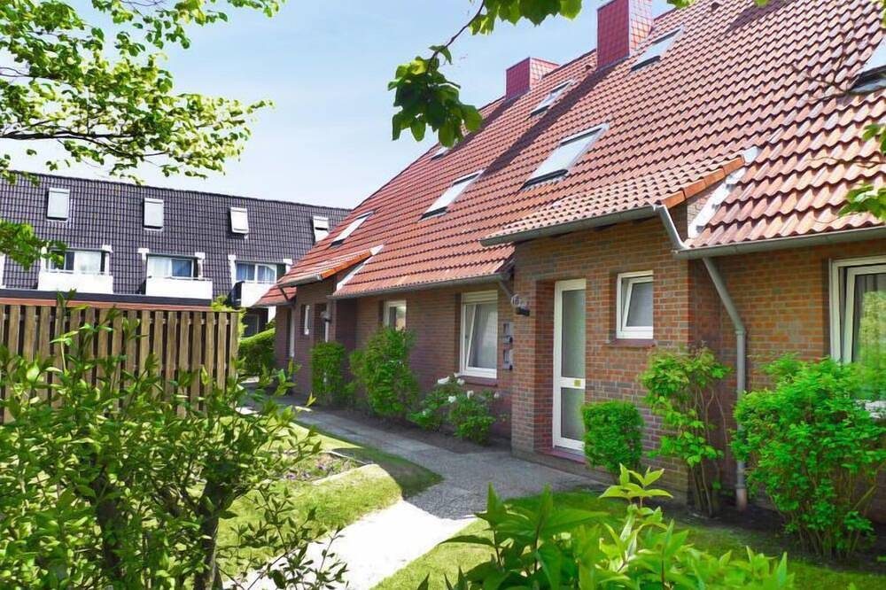 Nordsee-Urlaub in Norden: Muschelweg by Interhome in Norden