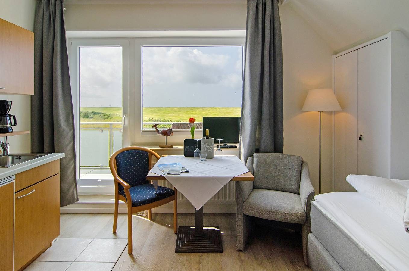 Ferienwohnung "Strandhus Uiterst-hörn Luv" mit Meerblick, Gemeinschafts-Garten und Wlan — Bild 5