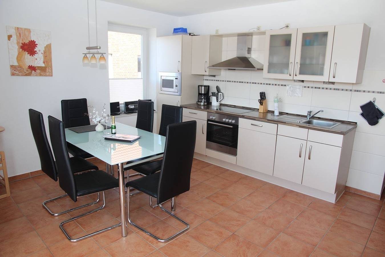 Ferienwohnung (65qm) für 4 Personen mit Fahrstuhl und Balkon in bester Lage — Bild 5
