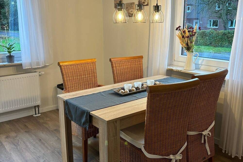 Ferienwohnung\/App. für 5 Gäste mit 85m² in Leer (Ostfriesland) (268712) — Bild 4