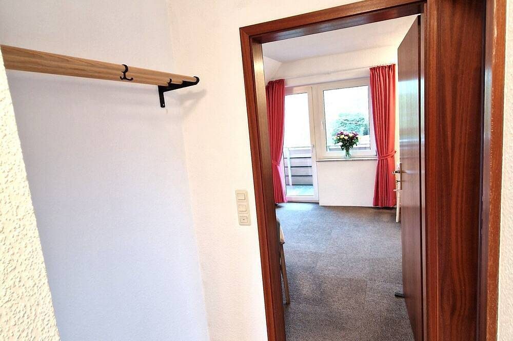 Zentrale, im Herzen Norddeich gelegene Ferienwohnung für 3 Personen + Baby — Bild 5
