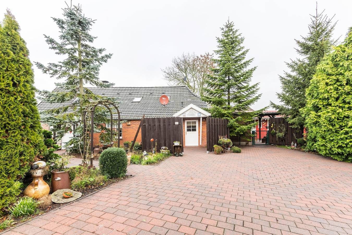 Ferienwohnung "Adler" in Meeresnähe mit Wlan & Terrasse