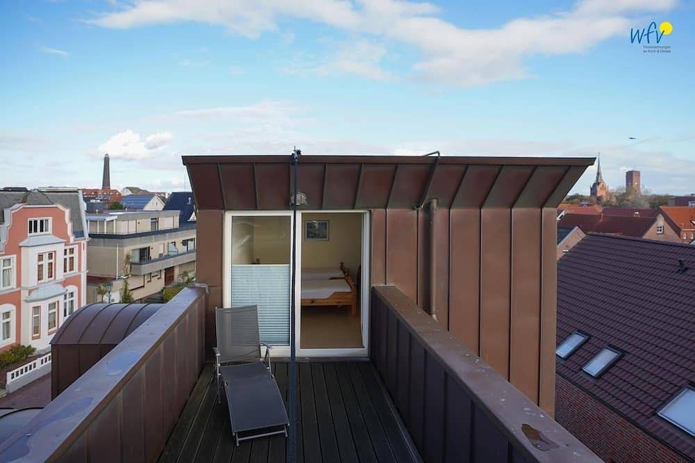 Sonnige Dachterrasse mit Blick auf alle drei Leuchttürme Borkums! — Bild 2
