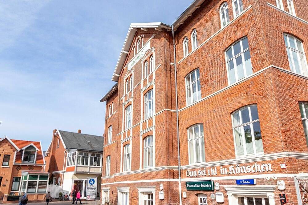 Frisch renovierte Ferienwohnung Heimathafen auf Borkum mit Panoramablick 2 Perso — Bild 2