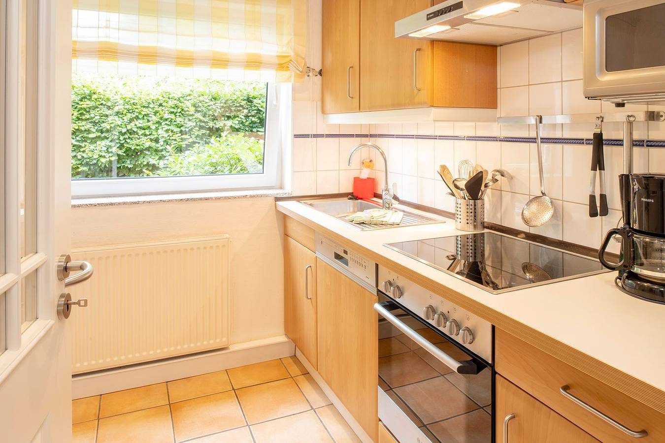 Ferienwohnung "Töwernüst" im schönen Freesenhoff an der Hafenstraße am Ortsrand — Bild 4