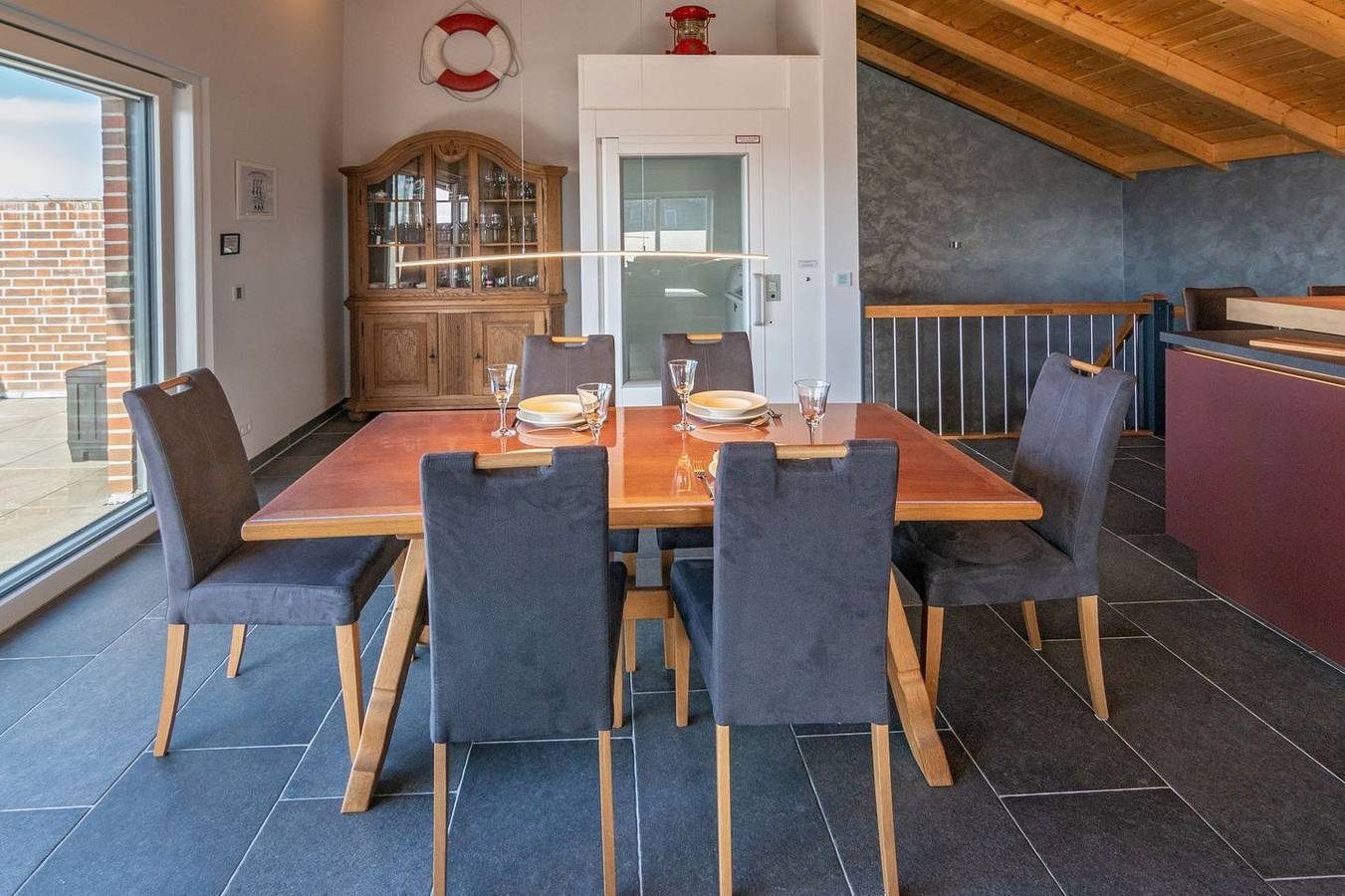 **Luxus Ferienhaus Voslapp für 6 Personen mit Pool, Sauna, Fitnessraum und eigenem Fahrstuhl** — Bild 3