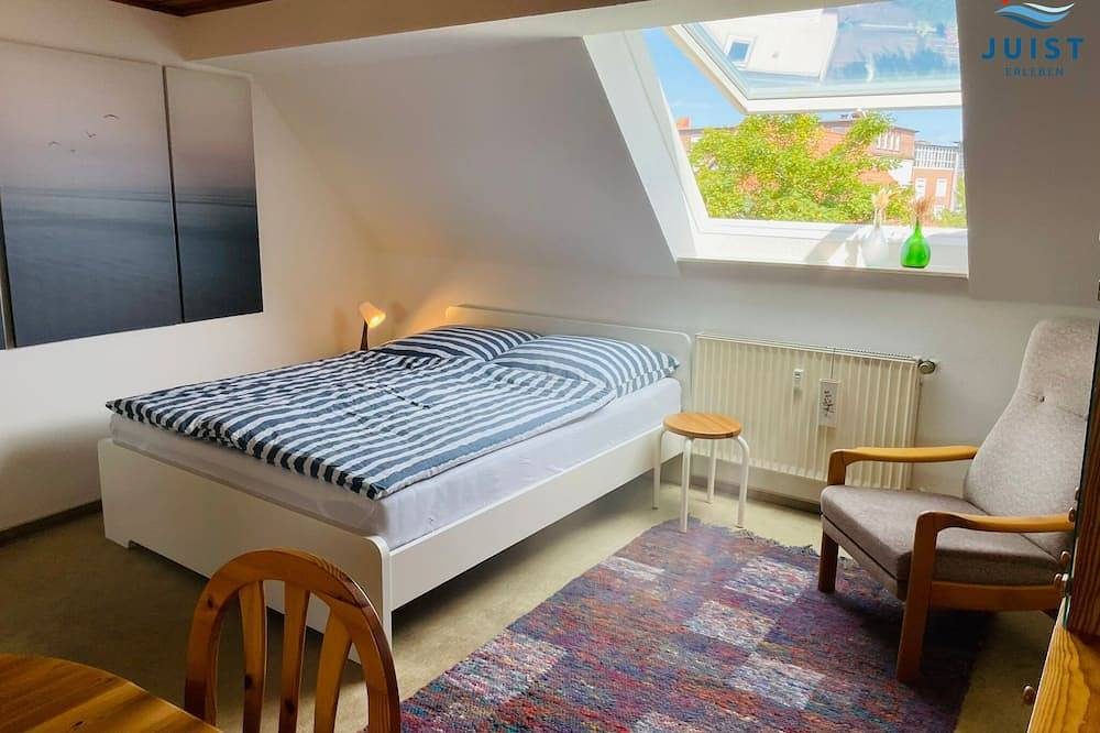 Familienfreundliche Wohnung mit Hafenblick im Ortskern.