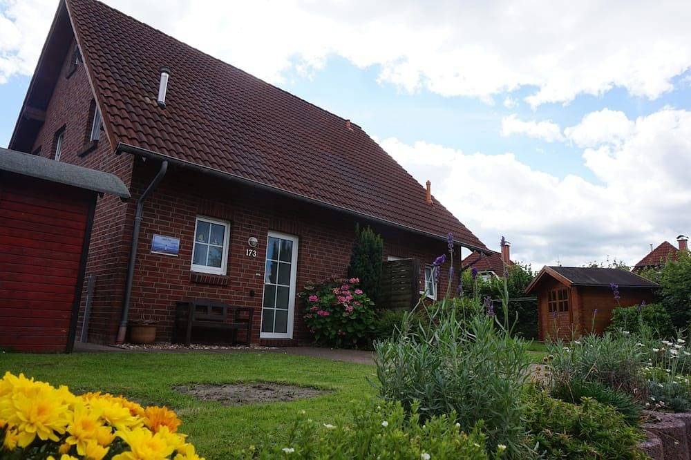 Ferienhaus Piet, geräumige Ddh mit 3 Schlafz. für max. 7 Pers. + Kinderbett — Bild 2