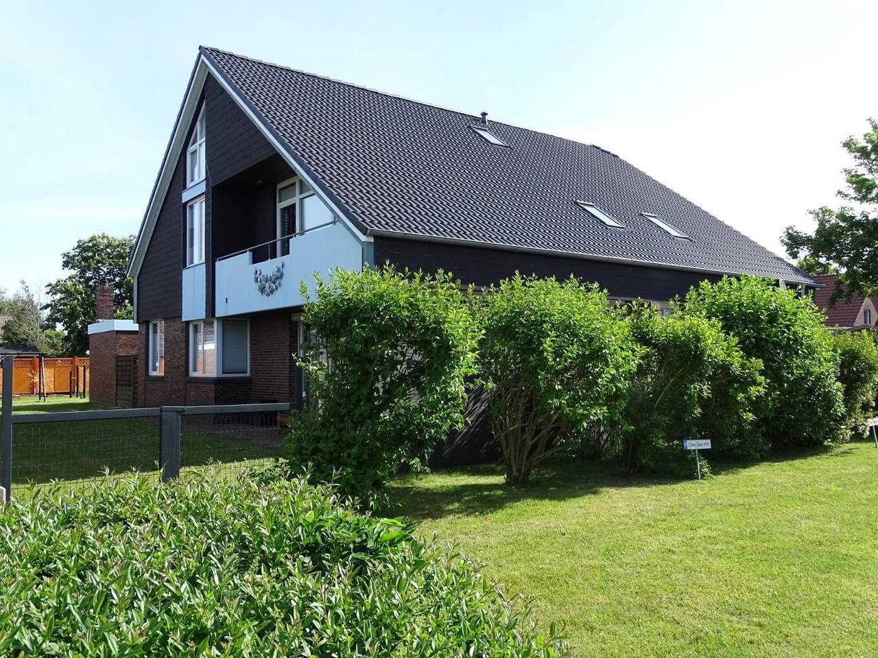 Og- Ferienwohnung "Baltrum" im Haus "Cliner Sünn"
99m² große Wohnung im 1. Obergeschoss für 6 Personen und ein Kleinkind