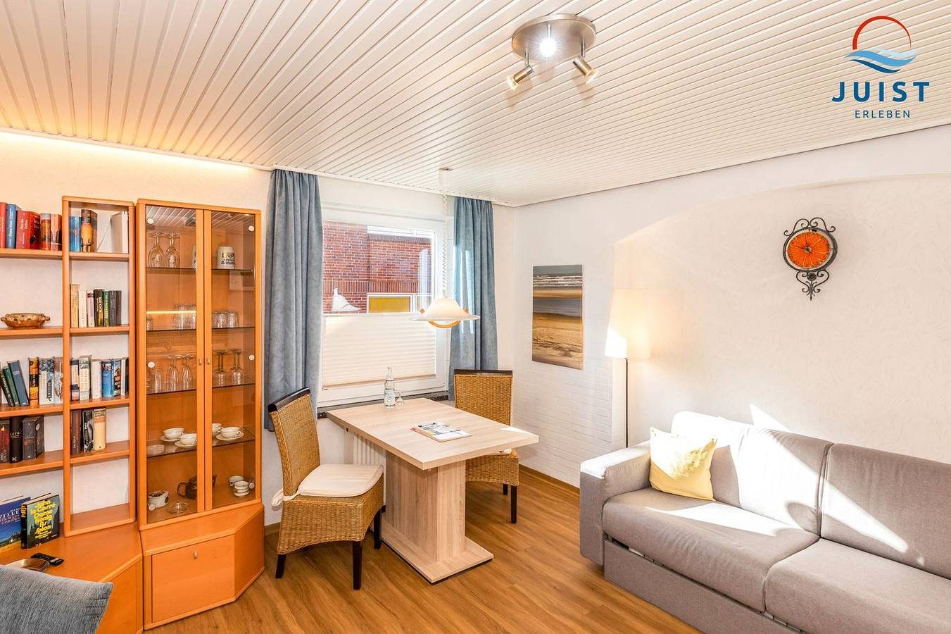 Helle Ferienwohnung, ideal für Paare, im ruhigen Ostdorf