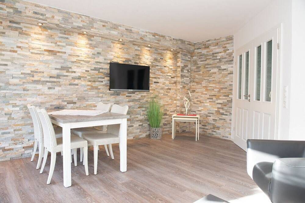Ferienwohnung\/App. für 3 Gäste mit 80m² in Norddeich (272047) — Bild 2