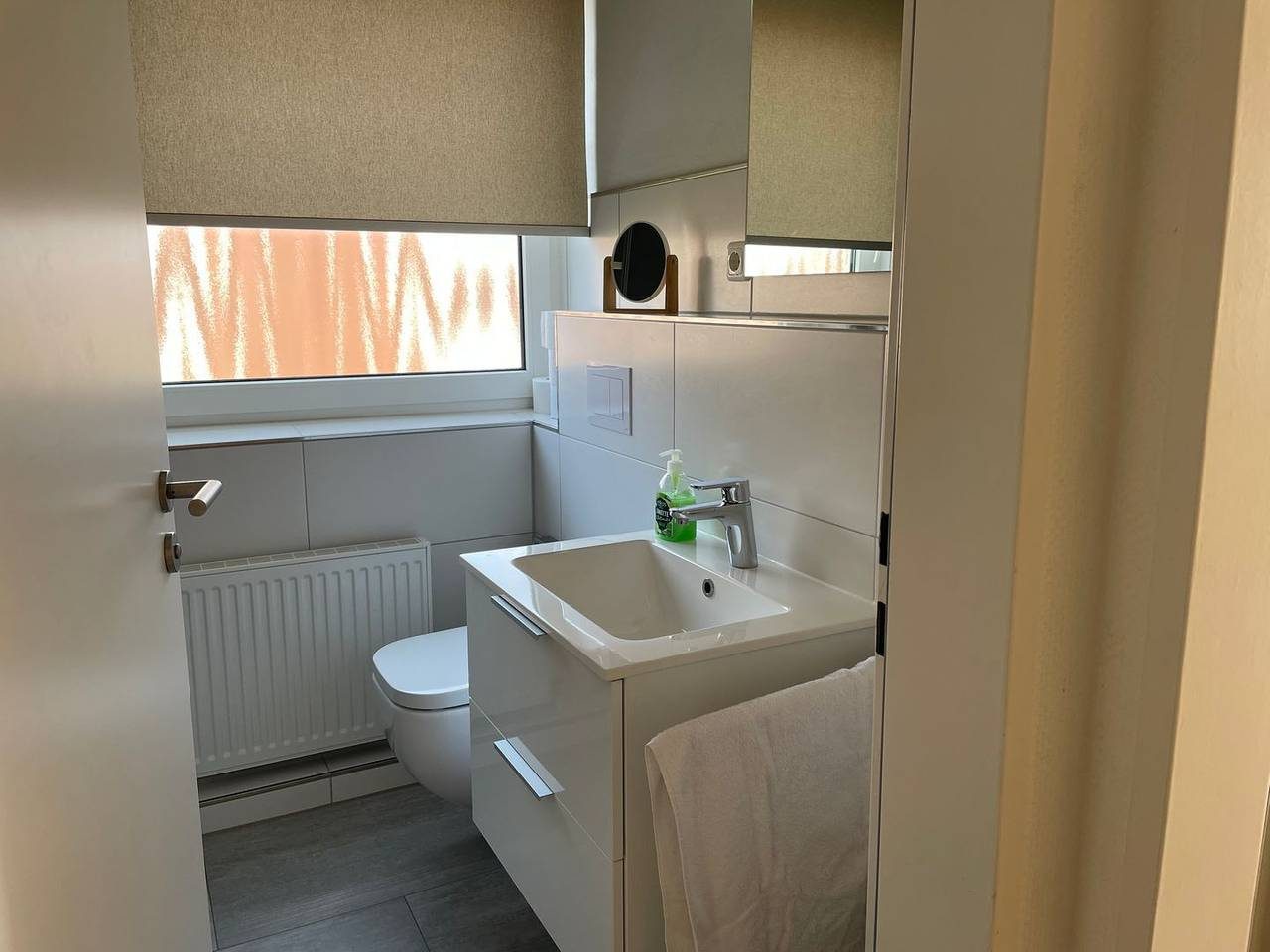 Strandnahe Ferienwohnung mit Balkon am Langeooger Kurviertel — Bild 4