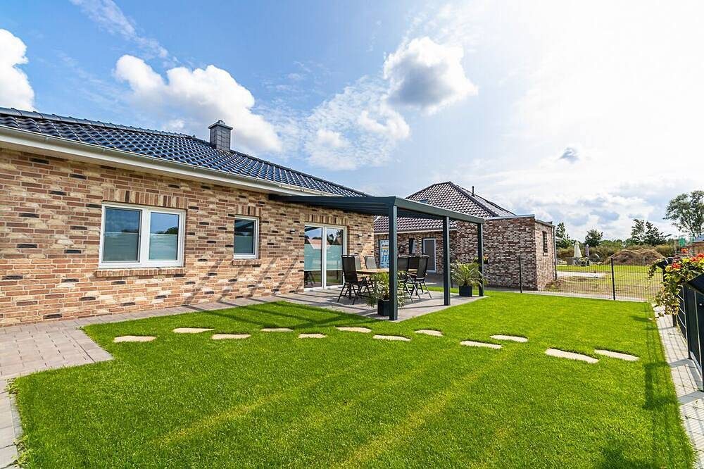 Ferienhaus für 6 Gäste mit Sauna, Kamin und Seeblick in Walchum — Bild 3