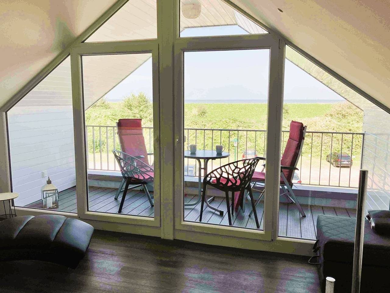 Gepflegtes Ferienhaus, Sauna, Süd-Terrasse, Loggia mit Meerblick, Wäschepakete