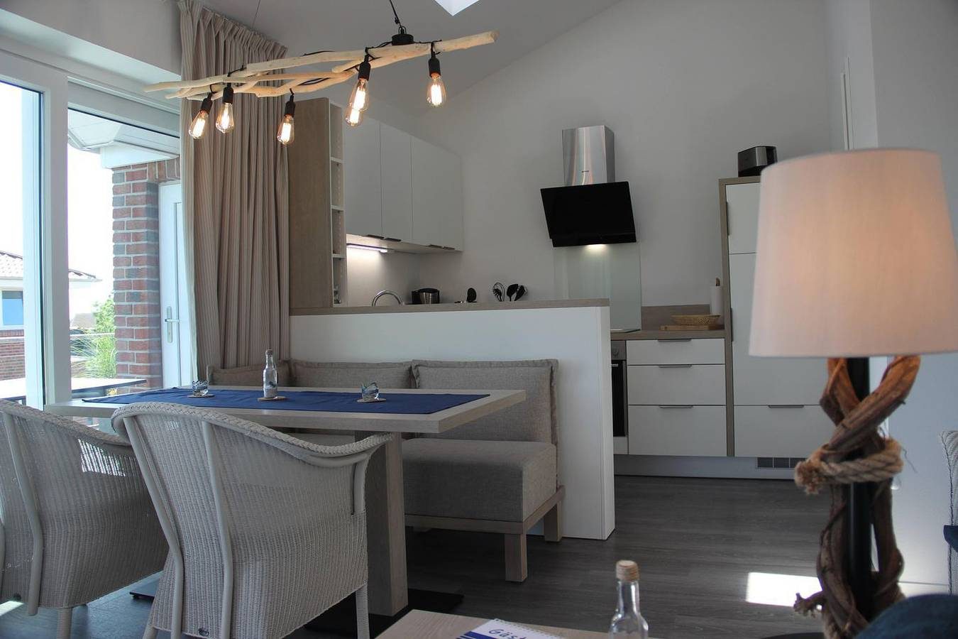 Penthouse "Meeresrauschen" : Luxusurlaub in Hooksiel an der Nordsee. — Bild 2