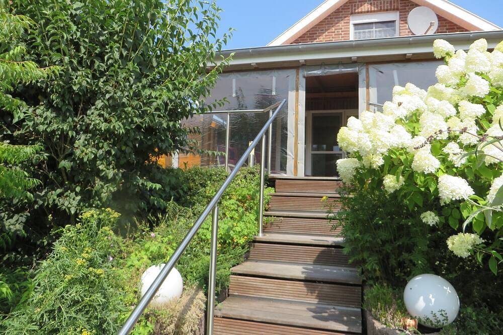 Haus am See, Schwimmen, Angeln, Boot, Sauna, Haustier, Wlan.