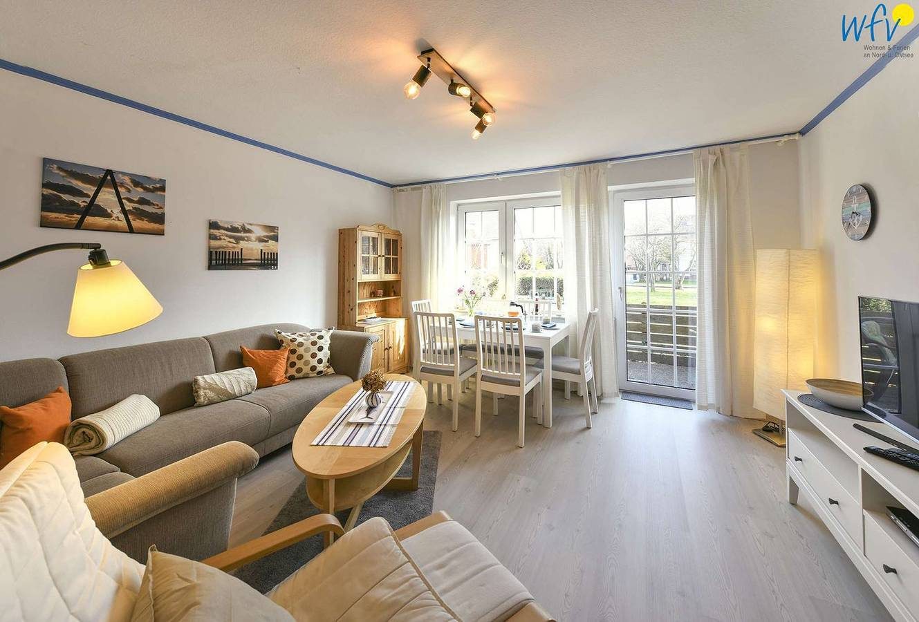 Familienhaus im Dorfgroden 27 Ferienwohnung kleiner Kompass