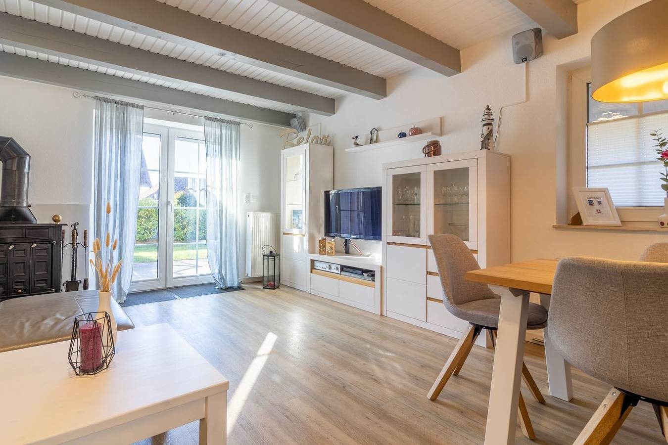 "Familienfreundliches Ferienhaus Alana: Entspannung und Abenteuer in Hooksiel!" — Bild 3