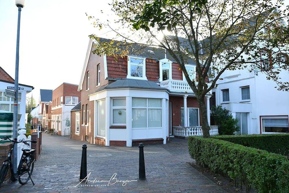 Ferienwohnung für 2 Personen mit Terrasse nahe dem Bahnhof — Bild 2