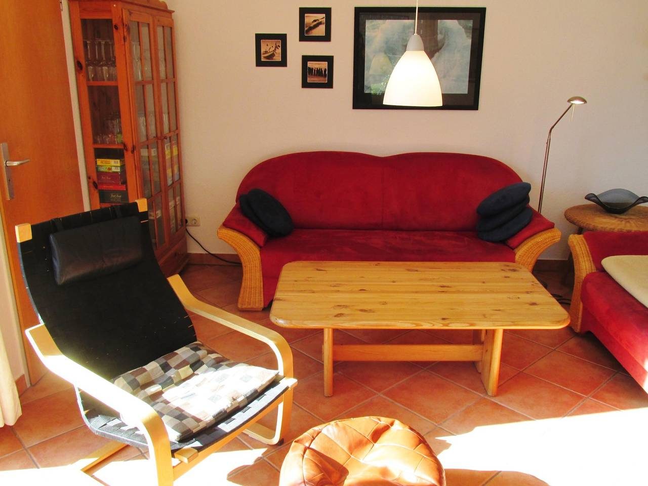 Doppelhaushälfte mit windgeschützter Terrasse — Bild 3