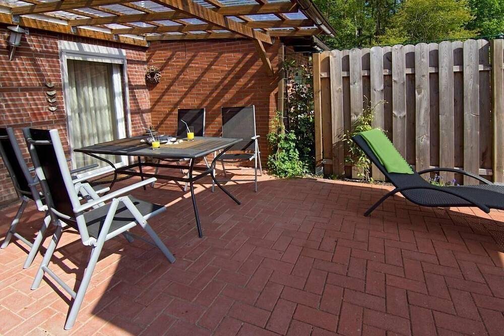 Ferienhaus Hage für 1 - 4 Personen mit 2 Schlafzimmern - Ferienhaus — Bild 2