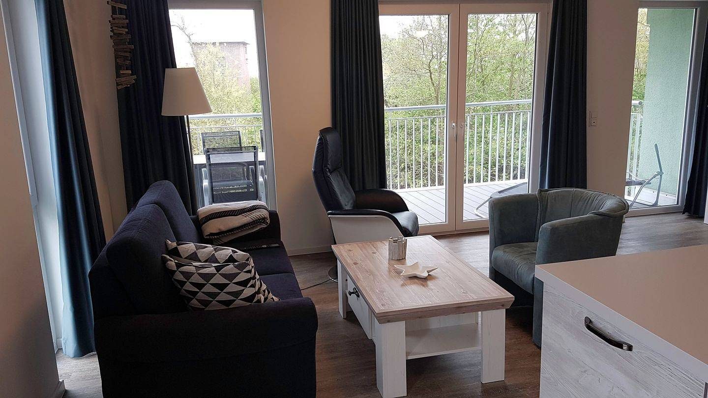 Apartment mit 2 Schlafzimmern, offener Küche, Wohnbereich und Wellnessbad. — Bild 3