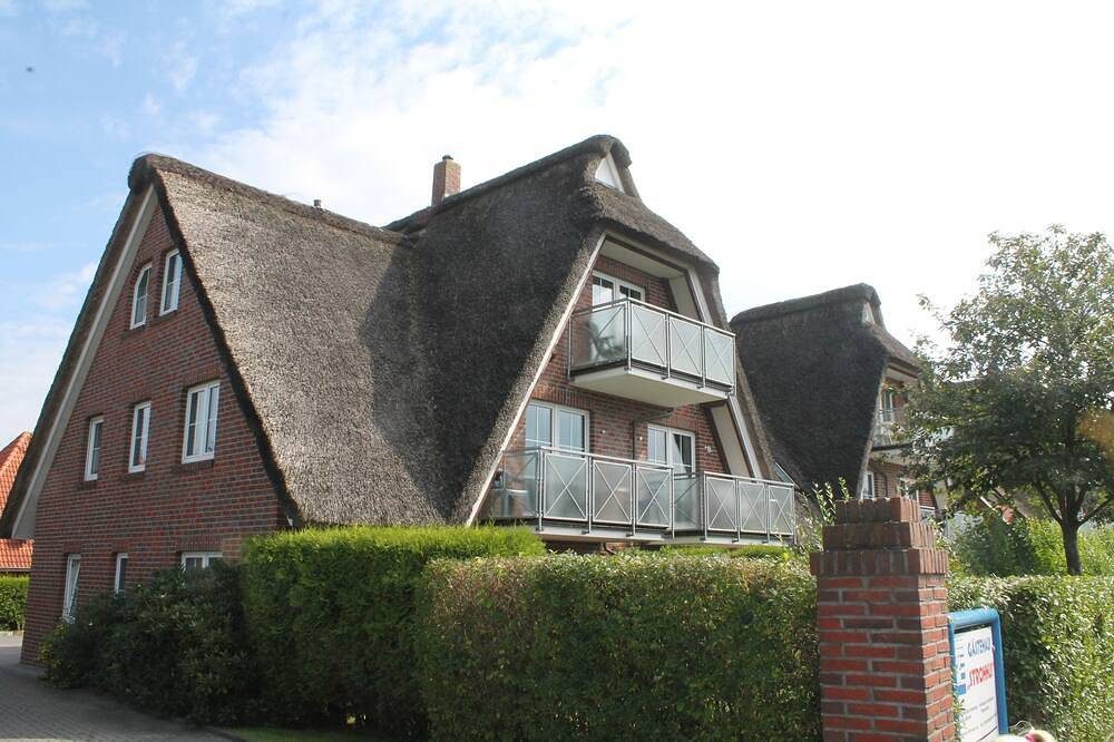 Neu, behindertengerecht,  Sonnenterrasse, zentrumsnah, P am Haus — Bild 2