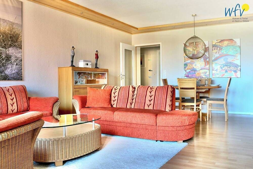 Insel Borkum: Ferienwohnung mit sonnigem Balkon