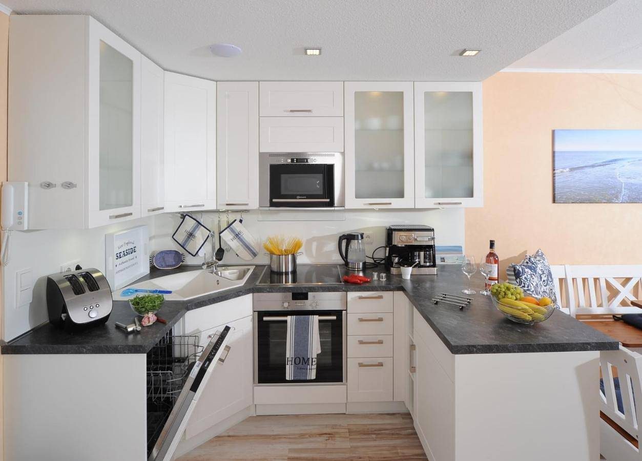 Lichtdurchflutete Ferienwohnung mit Südbalkon — Bild 2