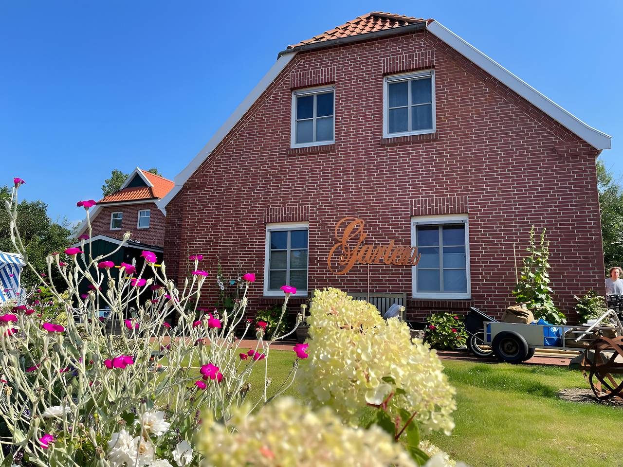 Ferienwohnung 'Inselhuuske I' mit privater Terrasse, privatem Garten und Wi-Fi — Bild 2