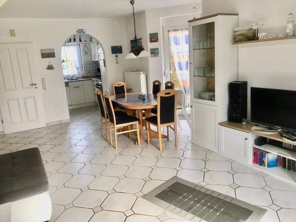 Ferienhaus Huus Wattenmeer in Nessmersiel mit Garten, Terrasse, Sauna, Räder, und Grill — Bild 4