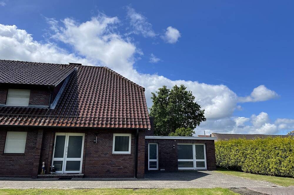 Top-Ferienhaus, 6 Pers., Sauna, 2 Bäder, Wlan, Kamin, Terrasse, Spielplatz, Hund