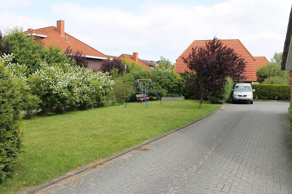 Neu, behindertengerecht,  Sonnenterrasse, zentrumsnah, P am Haus — Bild 4