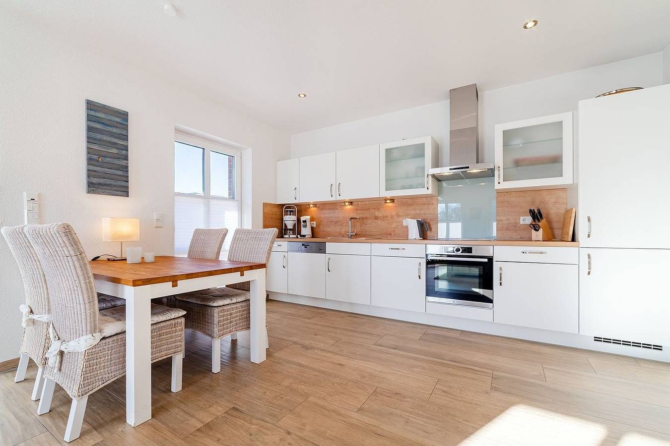 Gode Tied - Moderne Ferienwohnung mit Sauna und Terrasse in zentraler Lage — Bild 2