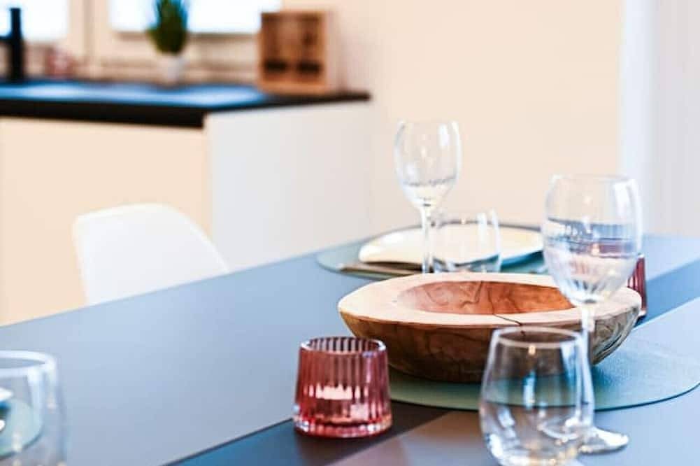 Traumhafte Residenz mit Balkon,  Parkplatz & Wlan — Bild 4