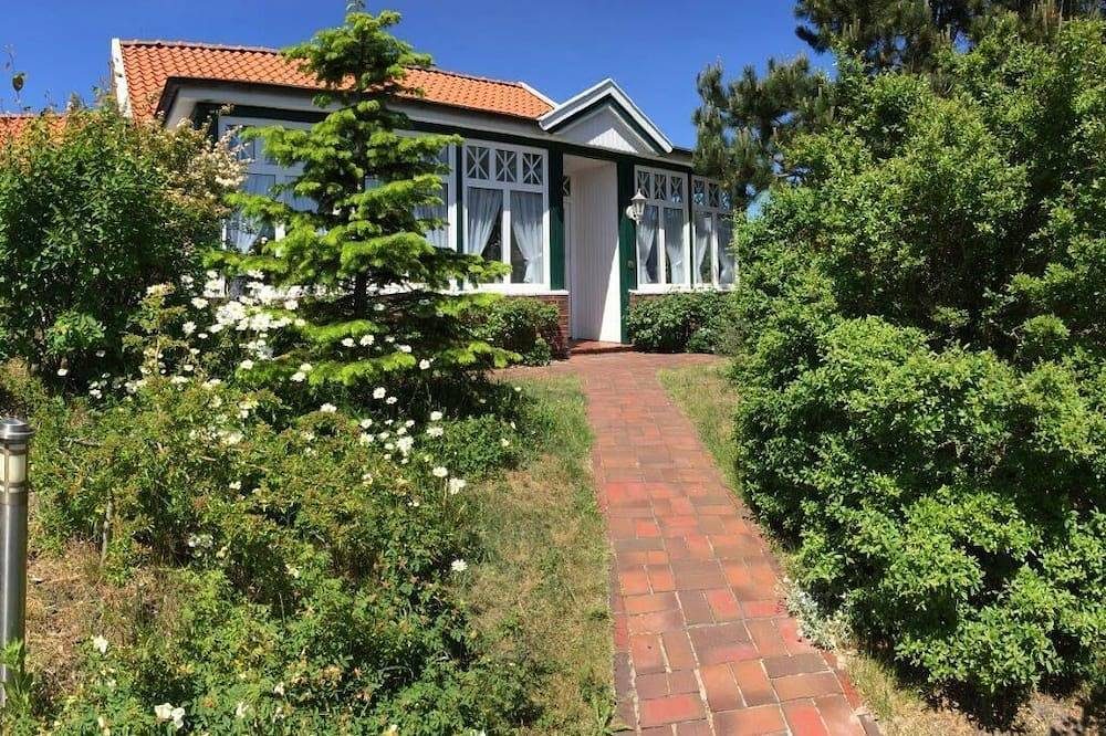 Wunderschönes Friesenhäuschen für Ihren Urlaub auf Langeoog in den Dünen