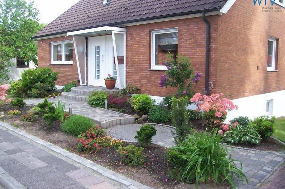 Komfortable Ferienwohnung mit Garten und Terrasse — Bild 2