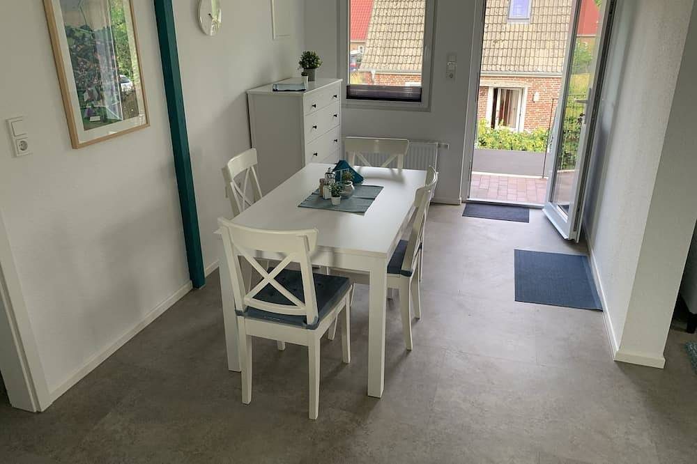 New apartment 3 in a quiet location, near Greetsieler Hafen — Bild 4