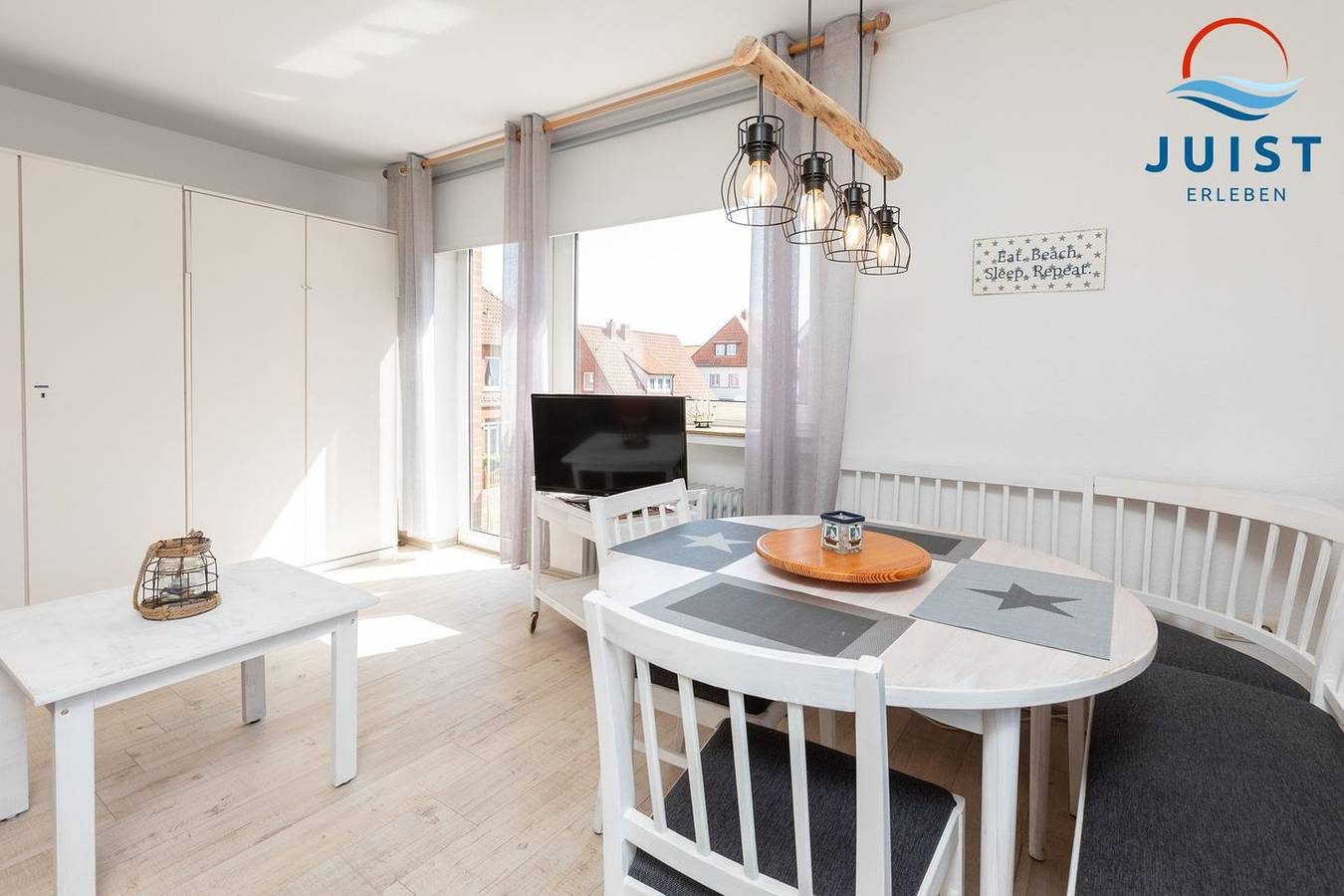 Familien- und hundefreundliche Wohnung mit Südbalkon im ruhigen Ostdorf. — Bild 2