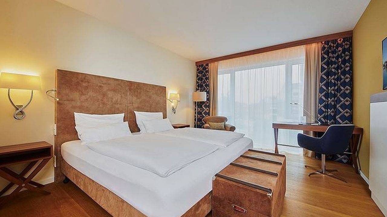Doppelzimmer für 2 Personen (27 m²) in Leer — Bild 3