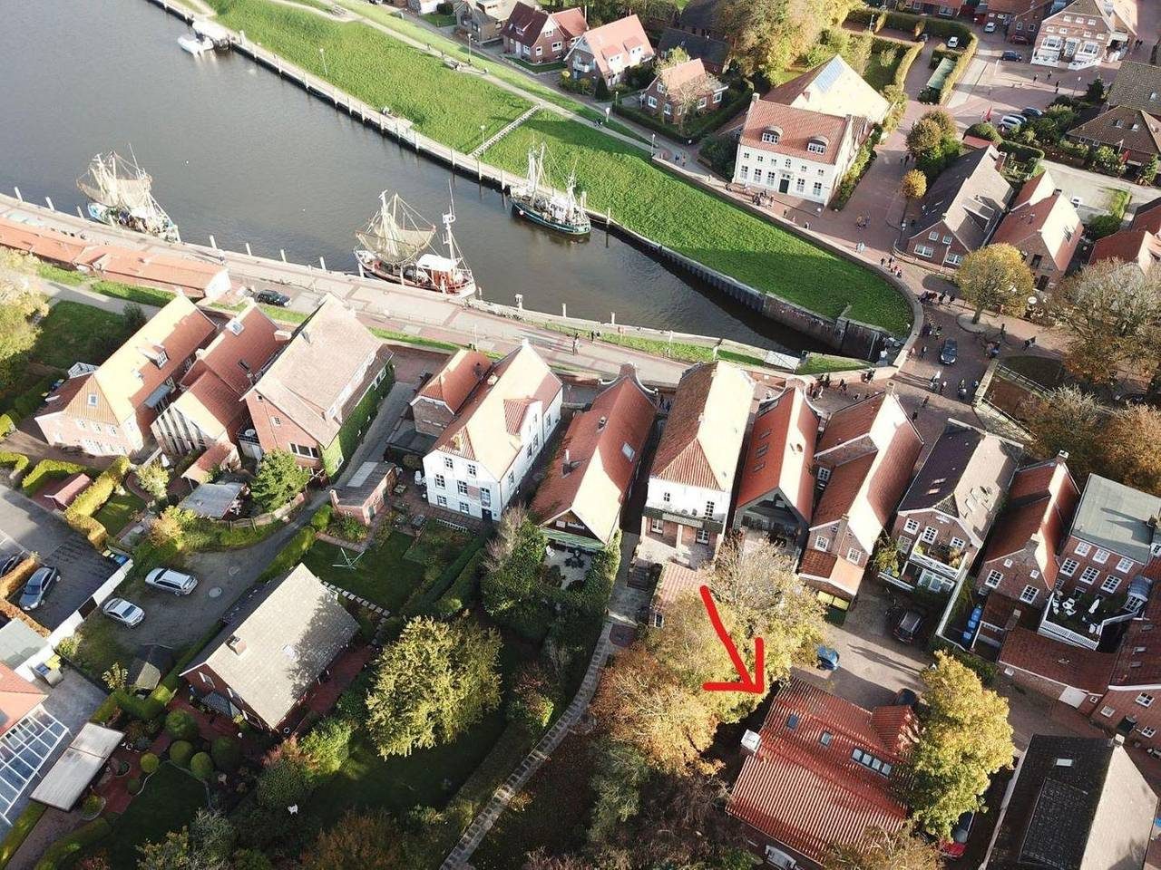 Historisches 150qm Gebäude für 4-5 Pers. in zentralster Lage von Greetsiel! — Bild 3
