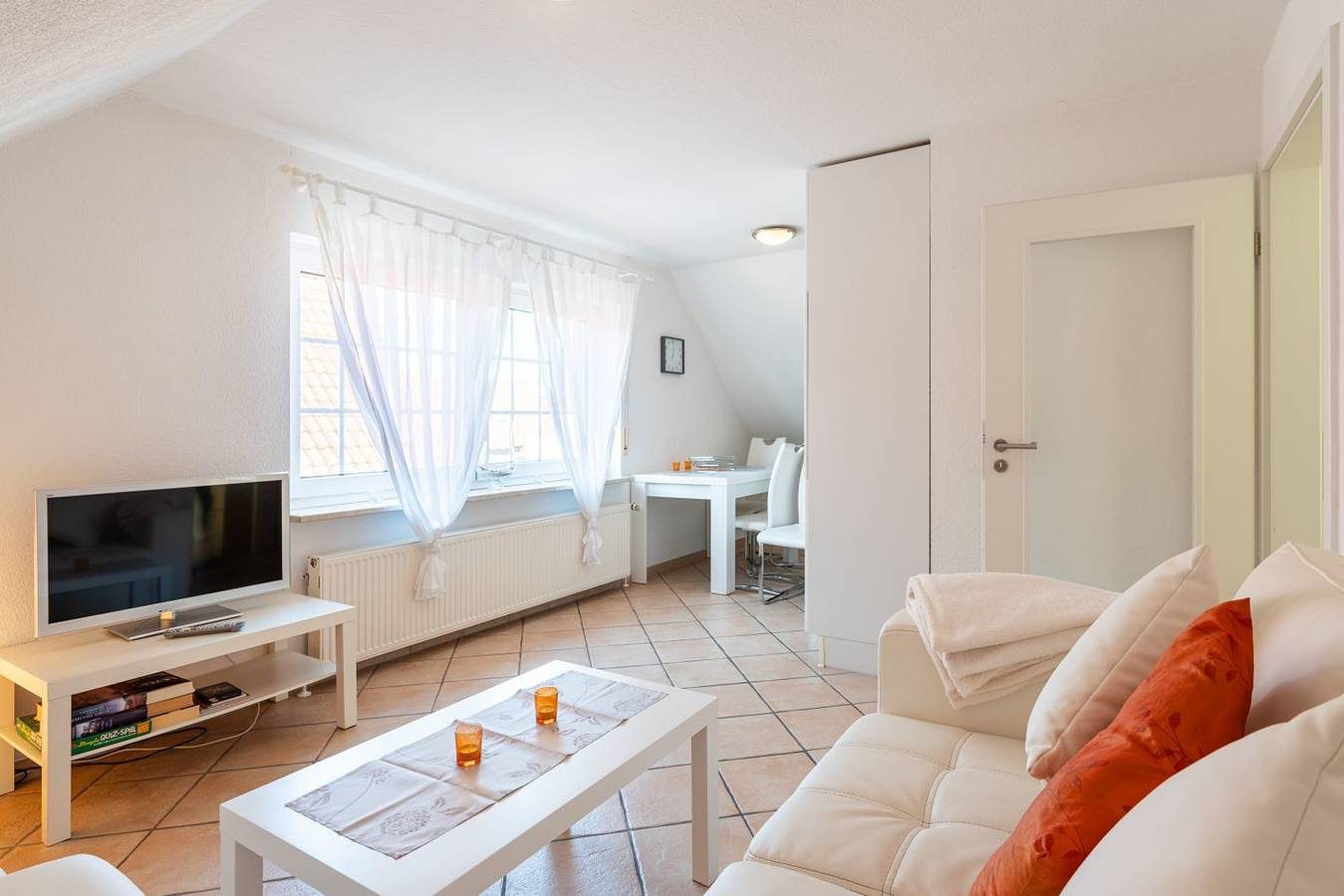 Urlaub im Herzen von Norddeich: Gemütliche Ferienwohnung Möwe 4! — Bild 3