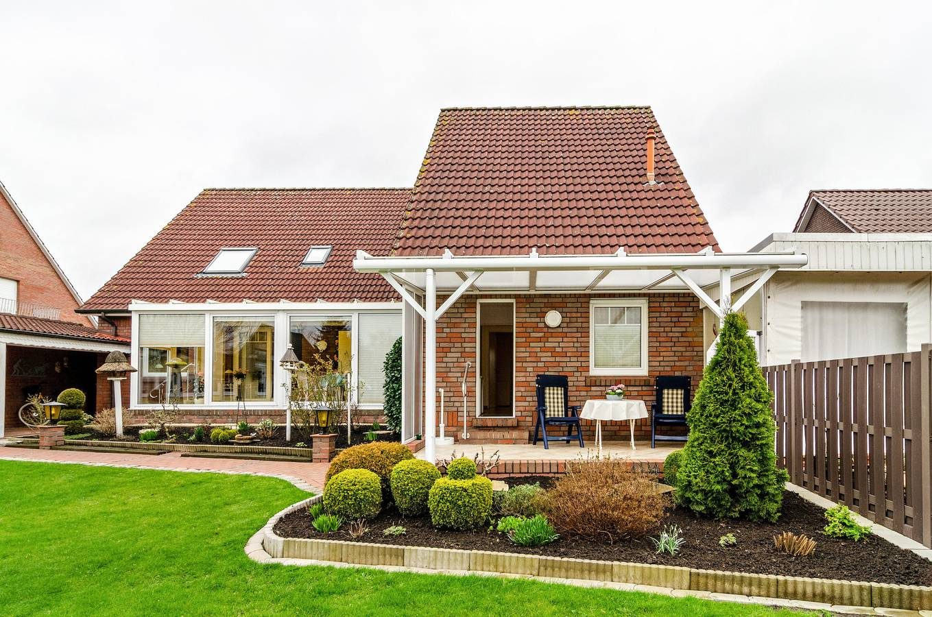 Ferienwohnung "Gerken Amselnest" mit privater Terrasse, privatem Garten und Wlan — Bild 2
