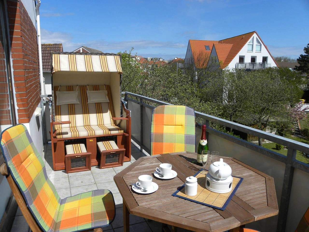Ferienwohnung 'Austernfischer Und Co' mit Balkon und Wi-Fi