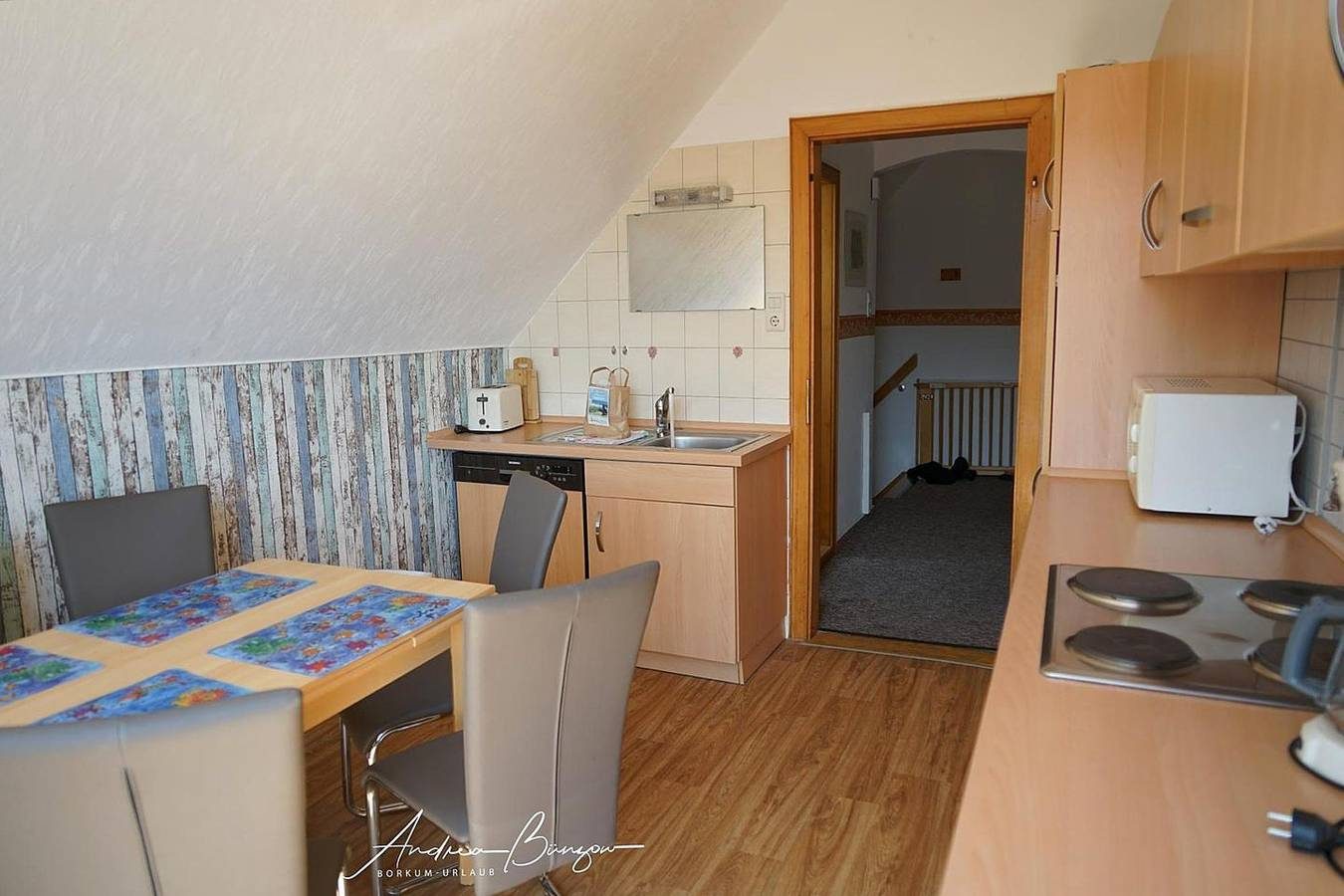 Ferienwohnung für 5 Personen, ca. 200m vom Hauptbadestrand entfernt — Bild 3