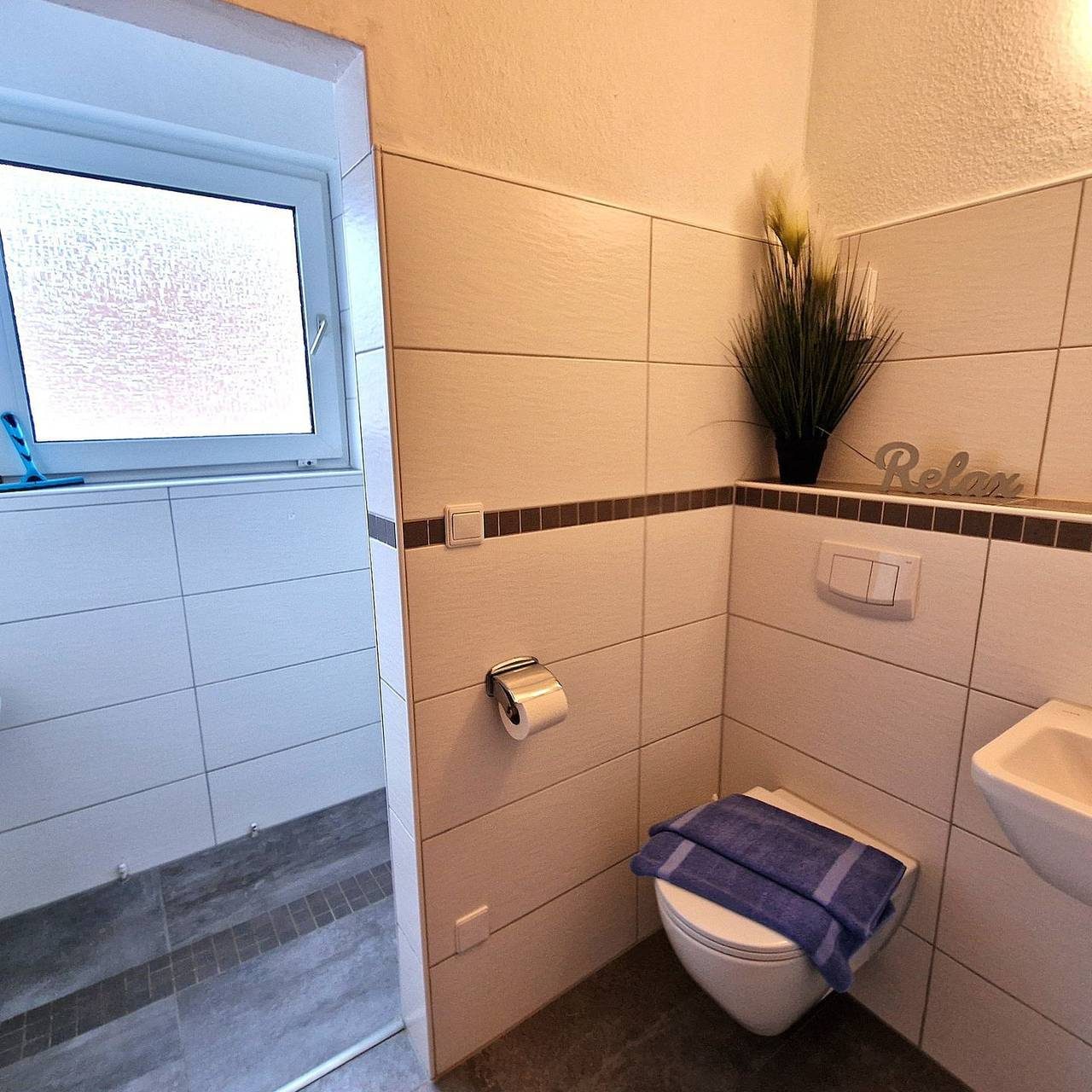 Kleine gemütliche Ferienwohnung für 3 Personen direkt am "Alten Deich " gelegen — Bild 5