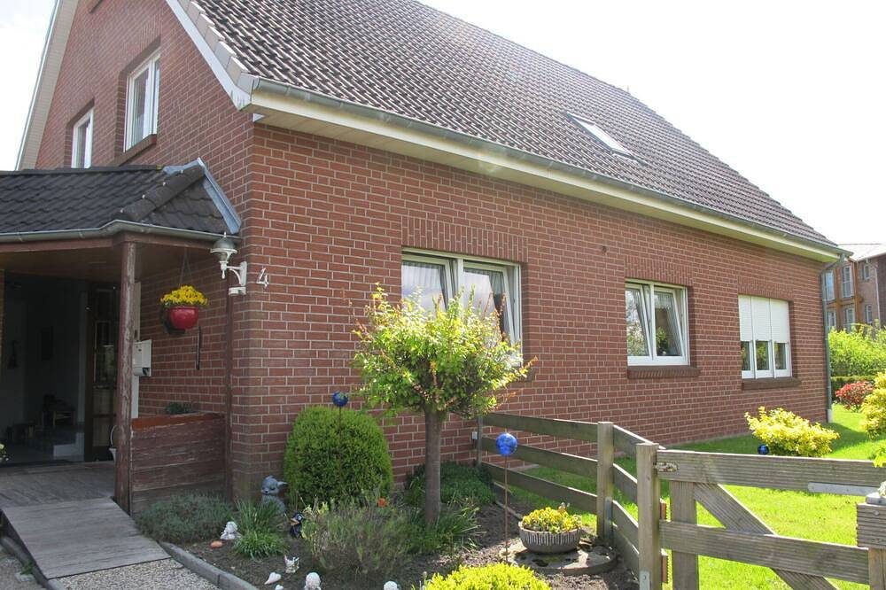 Gemütliche Wohnung für 4 Personen mit  W-Lan, Tv, Terrasse, Haustiere erlaubt und Parkplatz