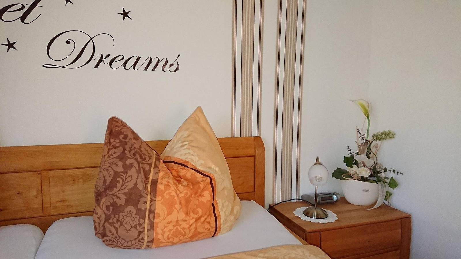 Exklusive Ferienwohnung in Wilhelmsfehn mit Grill, Garten und Terrasse — Bild 5