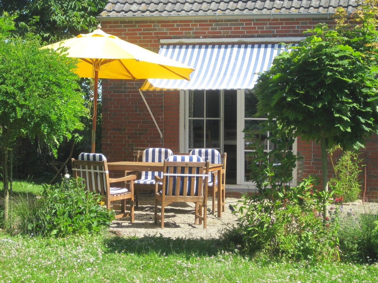 Campen Cottage - entspannt-rustikales Cottage im Shabby-Chic-Stil nahe der Küste
