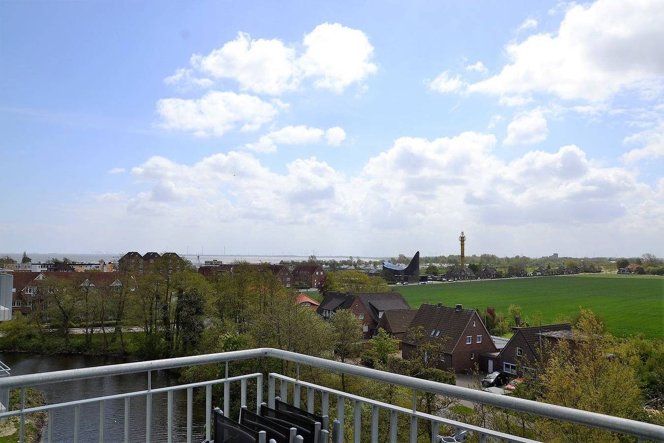Gemütliche, hochwertige Ferienwohnung, Sauna, Südlage, großer Balkon — Bild 4